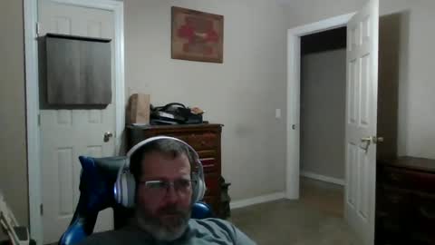 mercer1977 online show from June 15, 2026, 12:07 pm