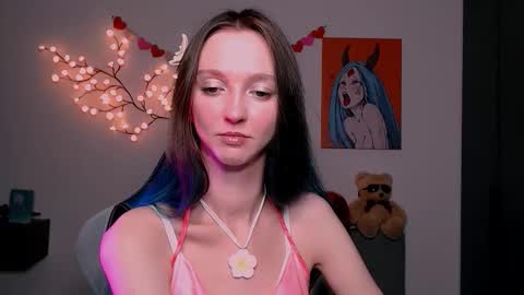 mermaidvibestides online show from March 26, 2026, 6:46 pm