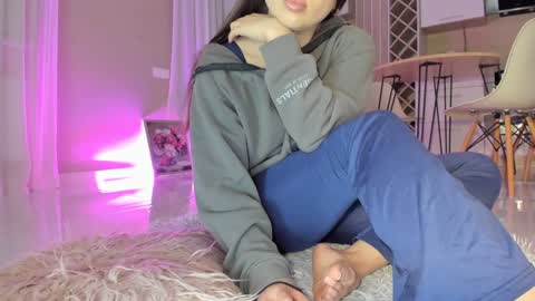 meryfoxxx online show from March 2, 2026, 5:42 pm