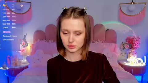 Snapshot of merylew chatting on May 16, 2026, 10:36 am Anna online show from May 16, 2026, 10:36 am