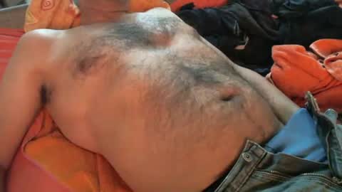 mesa_von7 online show from April 26, 2026, 3:42 pm