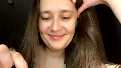 Snapshot of mesmerizing_hypn0_goddess chatting on January 14, 2026, 8:25 pm Jessica online show from January 14, 2026, 8:25 pm