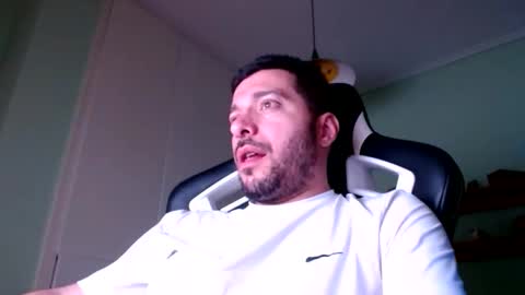 Snapshot of metalic18 chatting on September 17, 2025, 6:42 pm FunnyTimeHere online show from September 17, 2025, 6:42 pm