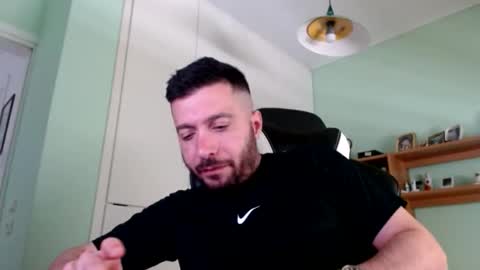 Snapshot of metalic18 chatting on April 10, 2026, 10:42 am FunnyTimeHere online show from April 10, 2026, 10:42 am