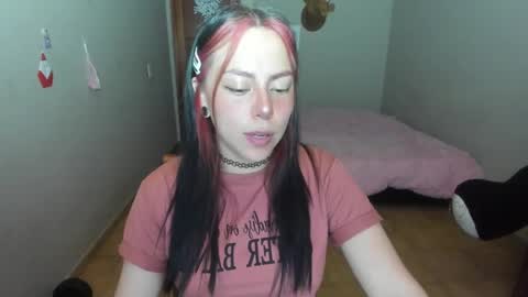 Snapshot of mey090 chatting on January 30, 2025, 11:13 pm Mey online show from January 30, 2025, 11:13 pm