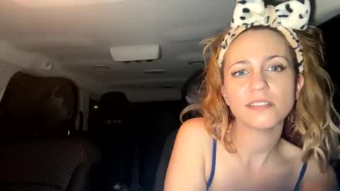 Snapshot of mezzy69 chatting on January 14, 2025, 9:45 am mezzy69 online show from January 14, 2025, 9:45 am