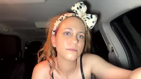 Snapshot of mezzy69 chatting on January 19, 2025, 9:44 am mezzy69 online show from January 19, 2025, 9:44 am