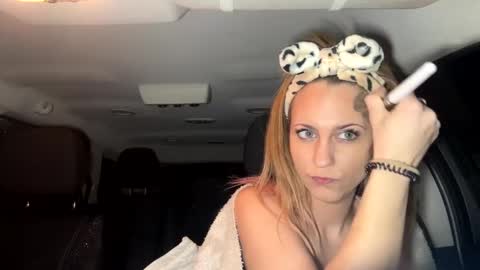 Snapshot of mezzy69 chatting on January 25, 2025, 9:47 am mezzy69 online show from January 25, 2025, 9:47 am