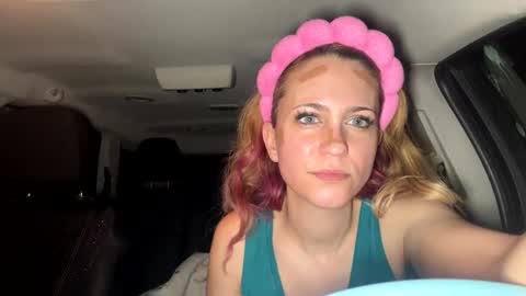 Snapshot of mezzy69 chatting on February 4, 2025, 9:28 am mezzy69 online show from February 4, 2025, 9:28 am