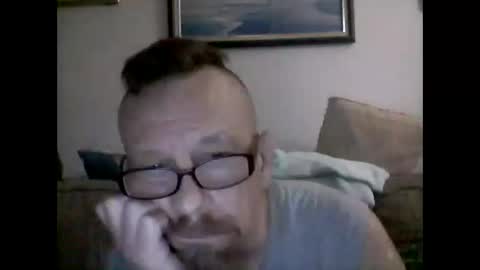 mhitch924 online show from May 20, 2026, 12:50 am