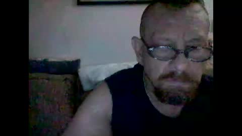 mhitch924 online show from May 29, 2026, 1:47 am