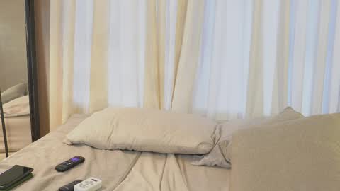 Snapshot of mia_belmont chatting on May 3, 2026, 4:46 pm Belmont and Mia online show from May 3, 2026, 4:46 pm