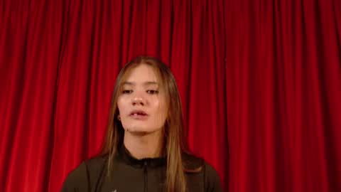 Mia Benett  online show from April 4, 2026, 2:58 pm