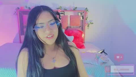 Snapshot of mia_bnnyy chatting on September 27, 2025, 9:42 pm mia_bnnyy online show from September 27, 2025, 9:42 pm