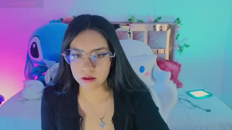 Snapshot of mia_bnnyy chatting on October 5, 2025, 7:34 pm mia_bnnyy online show from October 5, 2025, 7:34 pm
