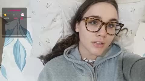 Snapshot of mia_boone chatting on December 15, 2024, 11:23 am mia_boone online show from December 15, 2024, 11:23 am