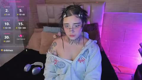 Mia online show from June 17, 2026, 5:10 am