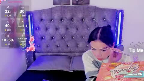 Snapshot of mia_cavallii chatting on February 26, 2026, 12:26 pm mia_cavallii online show from February 26, 2026, 12:26 pm