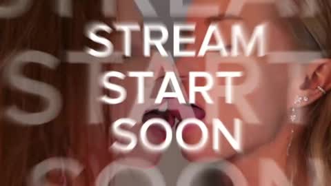 Snapshot of mia_cloudy chatting on May 10, 2026, 1:27 pm Mia and friends online show from May 10, 2026, 1:27 pm