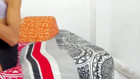 Snapshot of mia_conde1_ chatting on February 4, 2025, 1:06 pm Mia Conde online show from February 4, 2025, 1:06 pm