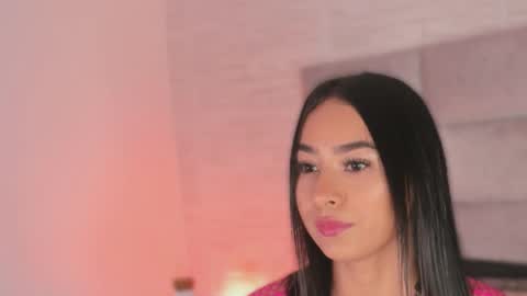 Mia crawford online show from February 9, 2026, 11:58 am