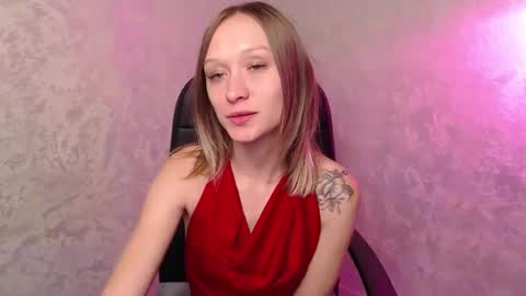Snapshot of mia_cuteu chatting on September 16, 2025, 2:01 am Mia online show from September 16, 2025, 2:01 am