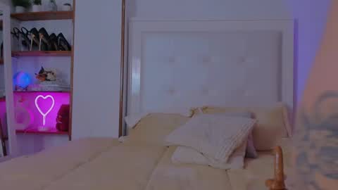 Snapshot of mia_daniellshot chatting on March 12, 2025, 2:23 pm Sarah Luna online show from March 12, 2025, 2:23 pm