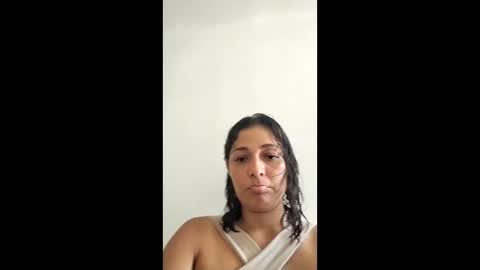 mia diamon online show from May 16, 2026, 6:07 pm