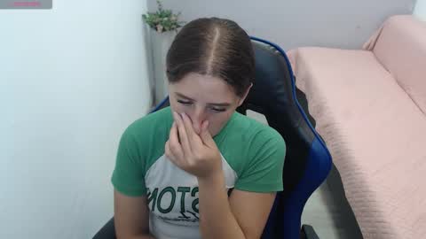 Mia online show from February 18, 2026, 1:51 pm