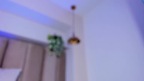  I am Mia  online show from March 1, 2025, 6:43 pm