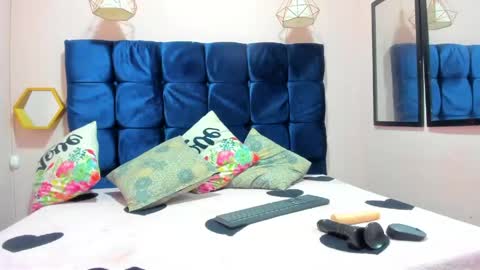 mia_jasmin20 online show from May 22, 2026, 12:07 am