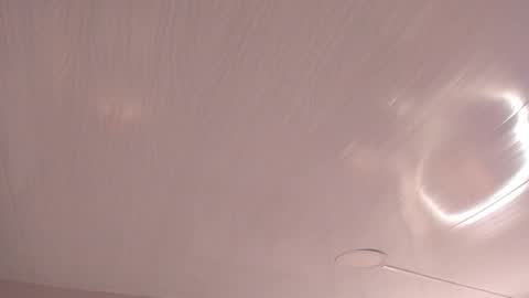 Mia online show from January 17, 2026, 2:05 am