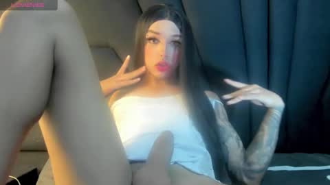 Snapshot of mia_malkova0 chatting on February 20, 2025, 12:52 am Mia3 online show from February 20, 2025, 12:52 am