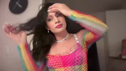 Snapshot of mia_mattel chatting on December 14, 2024, 2:21 pm 333 online show from December 14, 2024, 2:21 pm