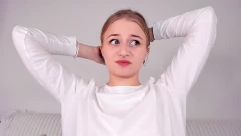 Mia here Appreciate your support online show from February 14, 2026, 7:21 pm