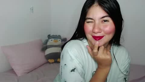 mia online show from April 30, 2026, 4:19 am