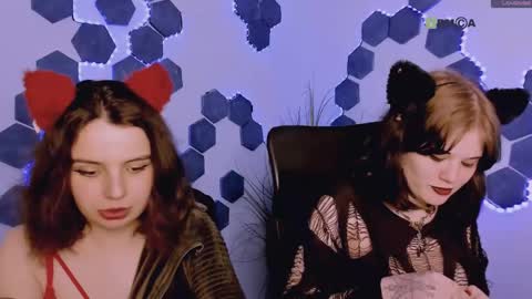mia_mooon_ online show from May 29, 2026, 9:18 am