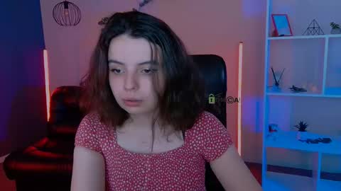 mia_mooon_ online show from May 30, 2026, 8:22 am
