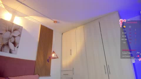 Mia Nevaeh - follow me online show from April 16, 2026, 8:09 pm