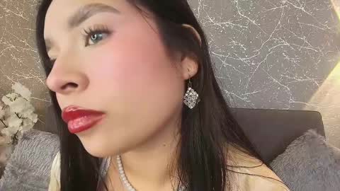 Mia Roux online show from March 1, 2025, 7:04 pm