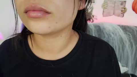 Mia Roux online show from October 18, 2025, 12:13 am