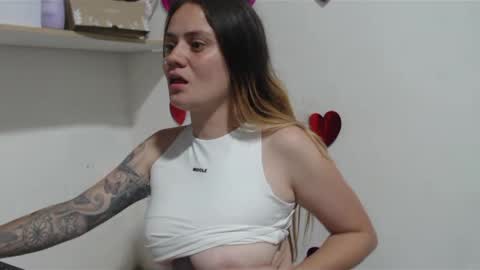 Snapshot of mia_sepulveda chatting on December 7, 2024, 3:04 am Mia Sepulveda online show from December 7, 2024, 3:04 am