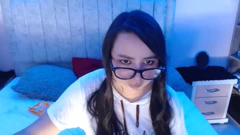 Snapshot of mia_smithl chatting on December 30, 2024, 8:54 am mia_smithl online show from December 30, 2024, 8:54 am