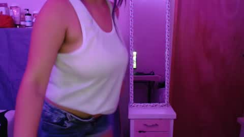 Snapshot of mia_smithl chatting on February 20, 2025, 5:12 am mia_smithl online show from February 20, 2025, 5:12 am