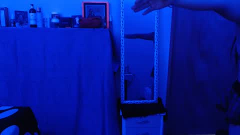 Snapshot of mia_smithl chatting on March 6, 2025, 9:47 am mia_smithl online show from March 6, 2025, 9:47 am