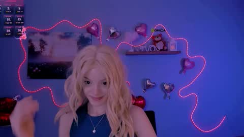 mia_starrr_ online show from February 23, 2026, 8:28 pm