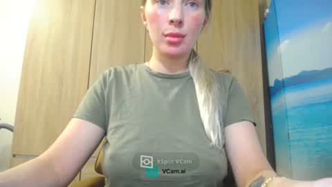 Mia. online show from June 14, 2026, 8:33 pm