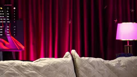 Mia online show from February 25, 2025, 5:47 pm