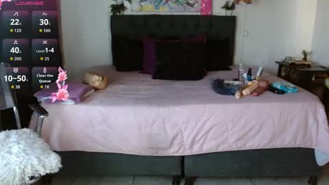 Snapshot of mia_velvet1 chatting on September 21, 2025, 2:51 pm MIA online show from September 21, 2025, 2:51 pm