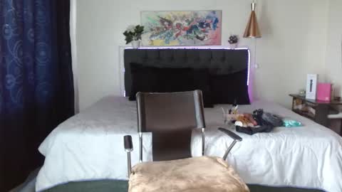 Snapshot of mia_velvet1 chatting on October 12, 2025, 2:05 pm MIA online show from October 12, 2025, 2:05 pm
